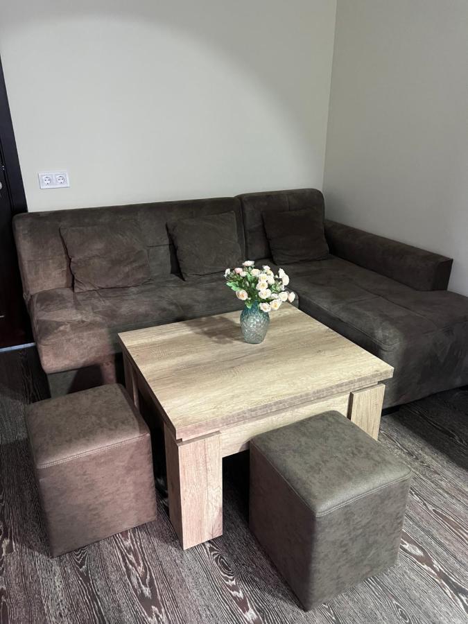 Monika Apartment Tbilisi Bagian luar foto